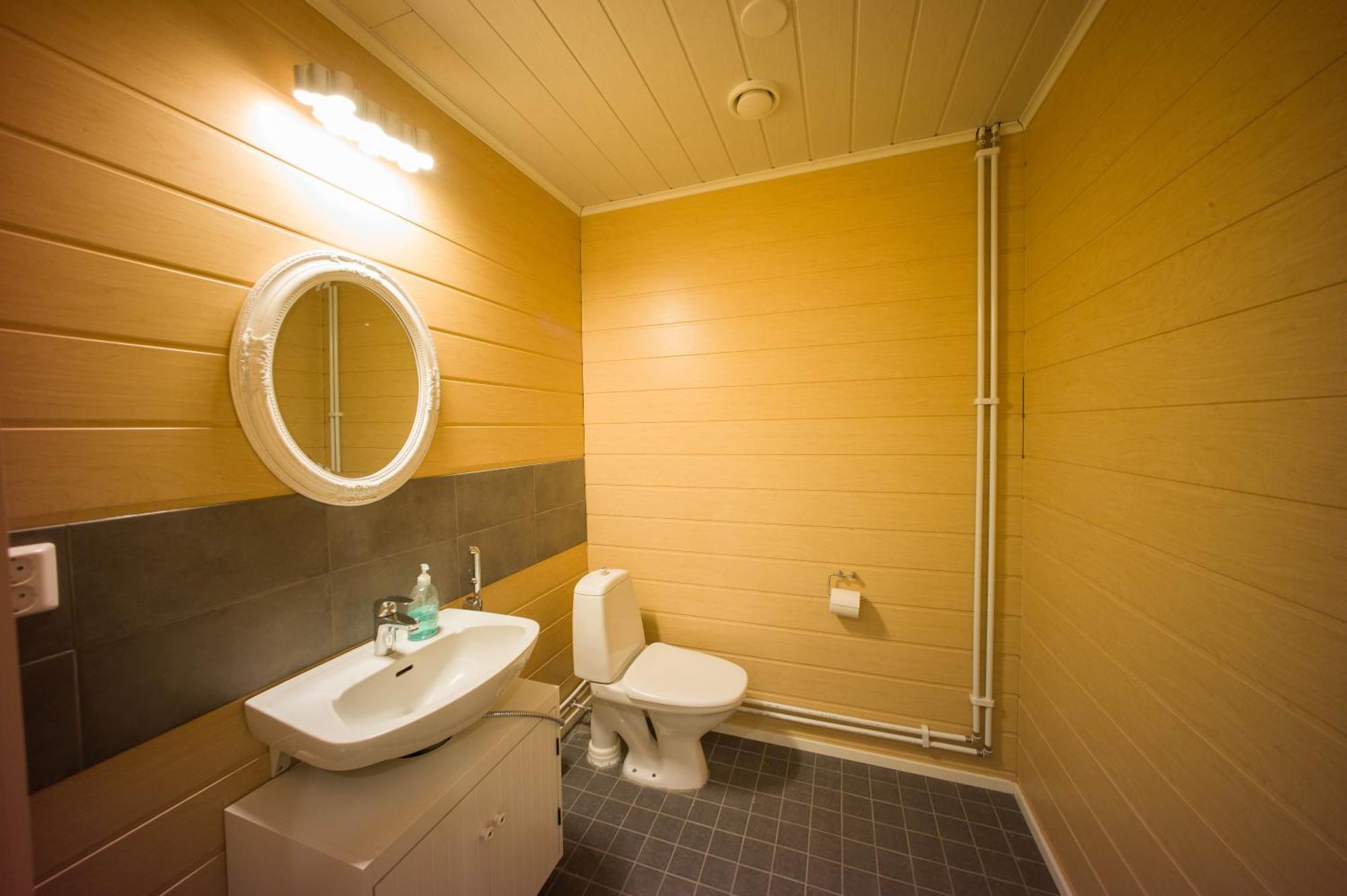 Santa'S Winter Caravan-Kabe Royal Rovaniemi Luaran gambar
