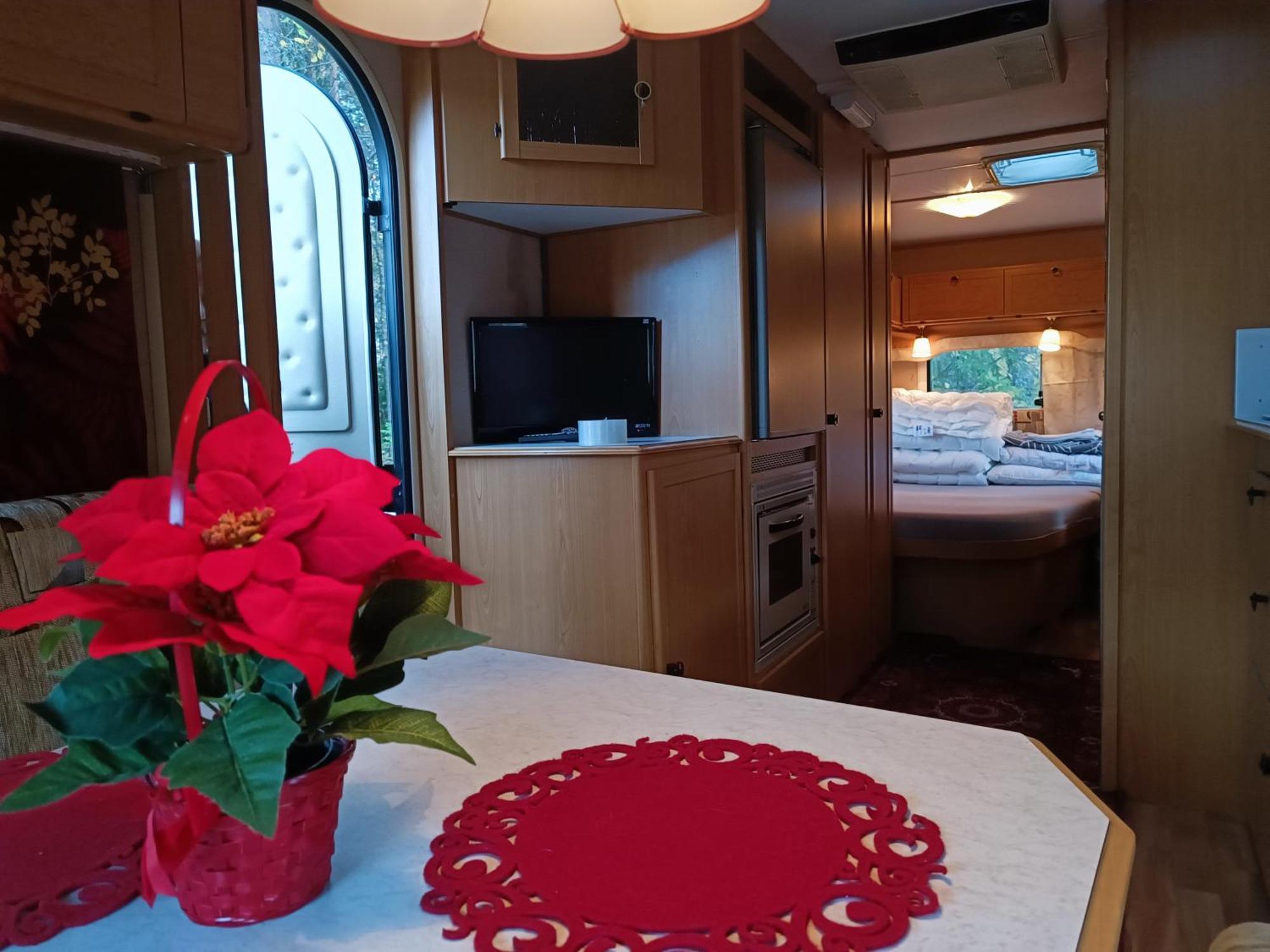 Santa'S Winter Caravan-Kabe Royal Rovaniemi Luaran gambar