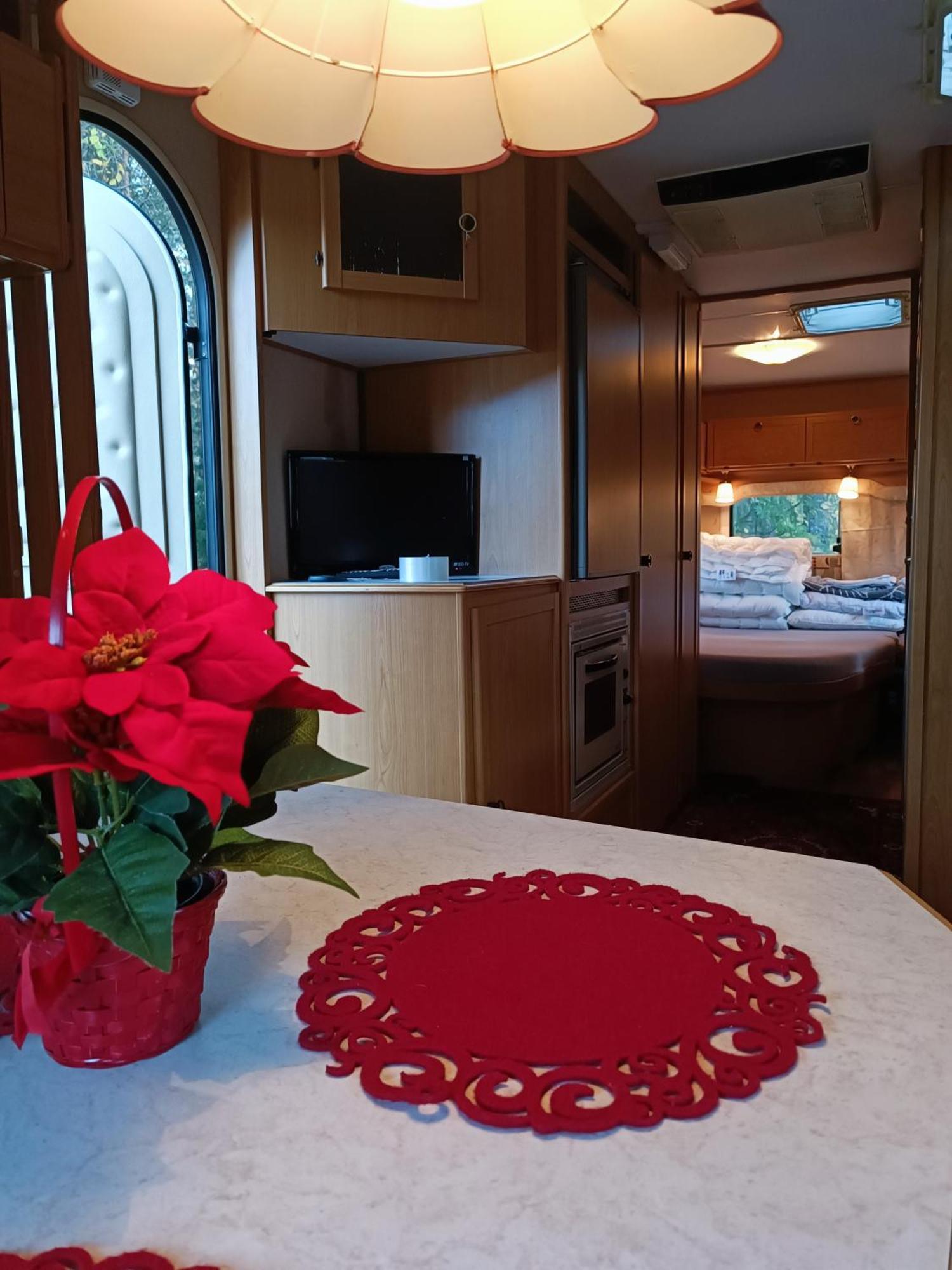 Santa'S Winter Caravan-Kabe Royal Rovaniemi Luaran gambar